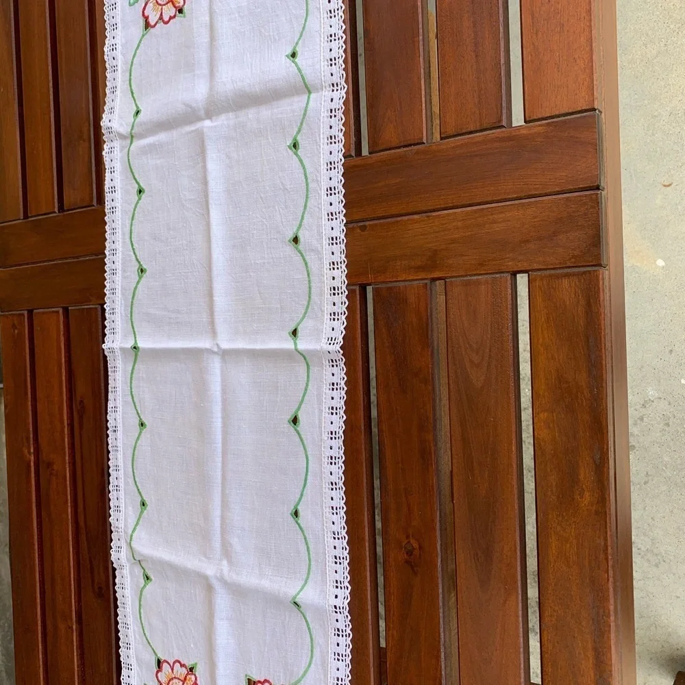Table runner